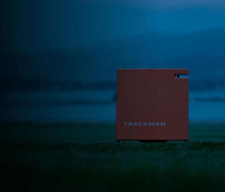 launch_monitors_trackman_4_night_mobile